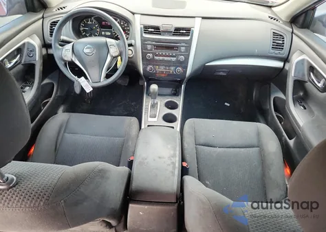 2015 Nissan Altima 2.5 из США, поврежденный, VIN 1N4AL3AP9FN354660
